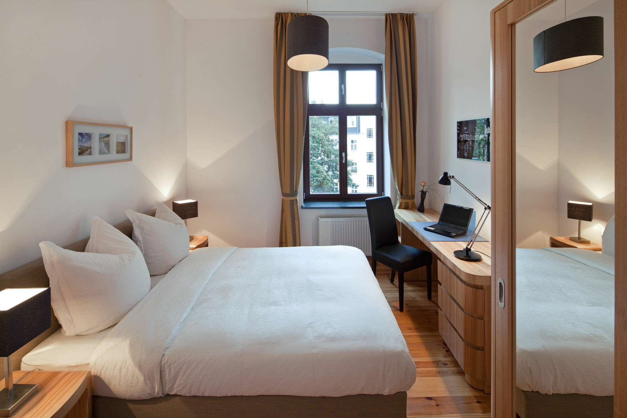 Luxoise Apartments Berlin Friedrichshain エクステリア 写真